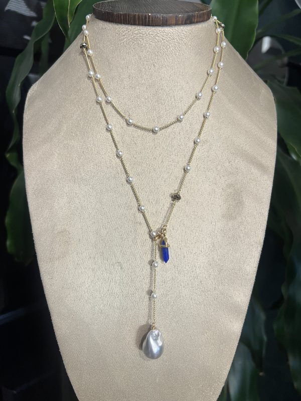 C. Perla Barroca con Cadena en Chapa de Oro