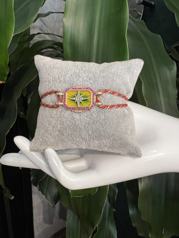 PULSERA DIJE ESTRELLA EN CHAPA DE ORO