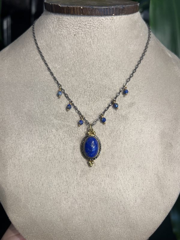 COLLAR CON DIJE OVAL LAPIZLAZULI - Image 2
